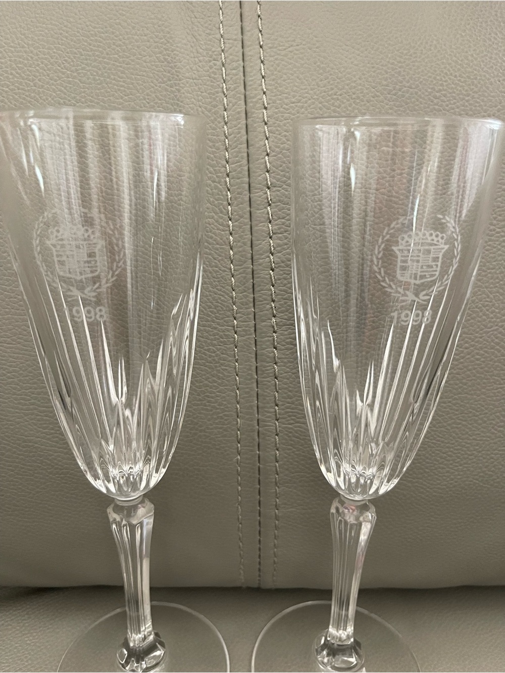 VTG Cadillac 1998 Etched Crystal Champagne
Flutes - Set of 2